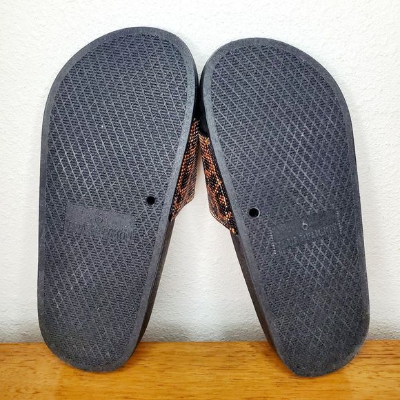 True Religion Leopard Flip Flops Slides Bedazzled Bling Rhinestone Slippers SZ 6 - Picture 5 of 7